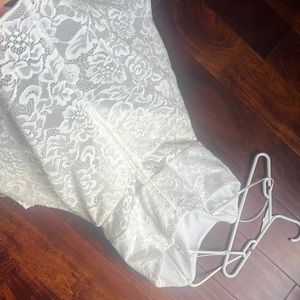 White lace dress prom party wedding pure white ( no yellowing)